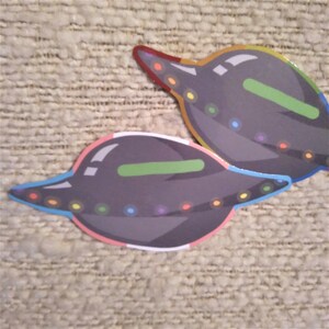 Queer UFO Aufkleber - LGBTQ + Optionen - homosexuell, bisexuell, trans, Ass, etc. - Vinyl-Aufkleber-Papier