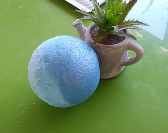 Loch Ness Monster Bath bomb (2.75 Inch, 8 oz.) w/ shea butter, shimmery blue mica powder - Nessie Bathbomb Scent: Ocean, Rain, Grass