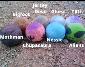Cryptid Bath Bomb Care Package - Set of 8 (8 oz. each)- Alien, Mothman, Bigfoot, Chupacabra, Nessie, Yeti, Ghost, Jersey Devil