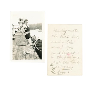 Super note ~ petite photo vintage ~ femme en maillot de bain bikini ~ photo vintage ~ écriture au dos S15