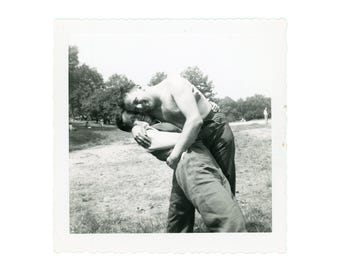 Couple in Big Embrace, Vintage Photo C18