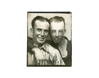Vintage Photobooth, Affectionate Men PB6