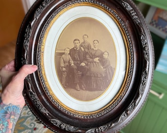 Arrière-grand-père McKee ~ Photo encadrée ancienne des années 1860 identifiée ~ Photo de famille victorienne