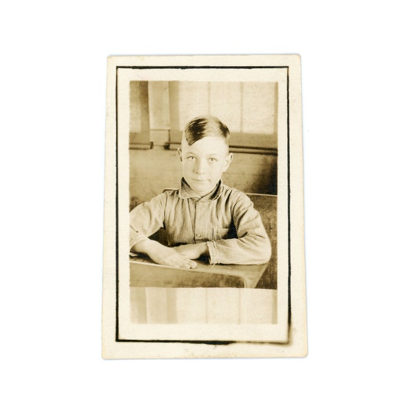 Fred Wright ~ Identified School Photo ~ 1930s Vintage Snapshot ~ Boy at Desk ~ Id'd Vintage Photo ~ Watt School PB1