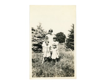 Everybody had a Bob ~ Vintage Snapshot ~ Group of Children ~ Vintage Photo ~ writing on back