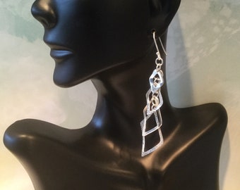 Elegant Hammered 950 Sterling Silver Square Earrings