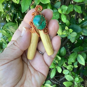 Unique kuripe Self Applicator, Palo Santo Kuripe With Chrysocolla Stone, Shaman Ritual Ceremony kuripe, Shaman Pipe