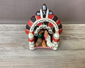 Miniature Handmade Nativity scene, Peruvian Hand-painted Nativity Scene, Christmas Ornament