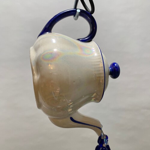 Nauti Little shops Teapot Crystal and Glass Beaded Suncatcher Great Gift For Housewarming Birthday Valentine Mothers Day Sparkling In The Kitchen