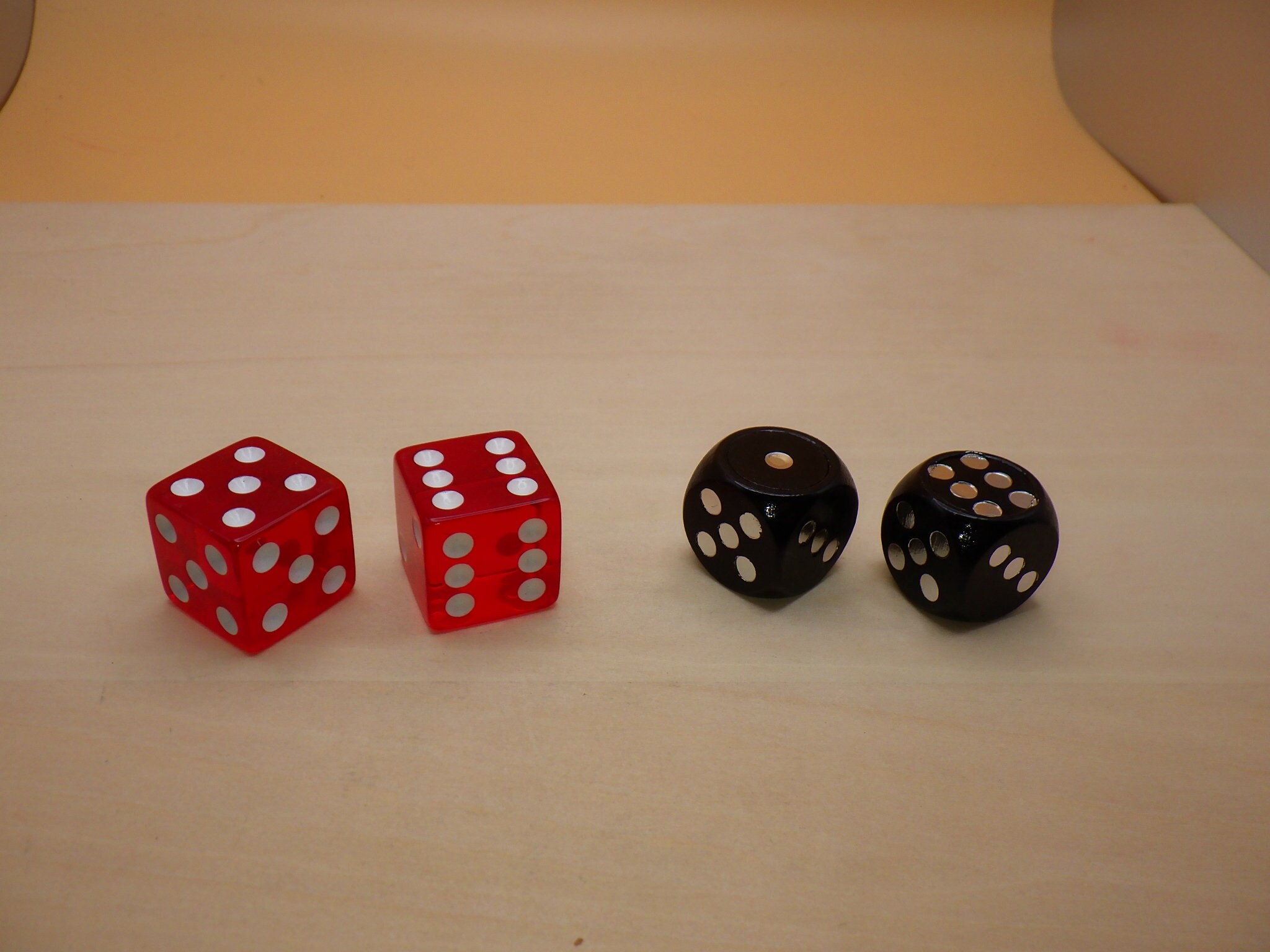 thumbnail image 2 of Heart Dice Set, 5 Pair Portable Heart Dice Plastic Red White Multiple Playing Method For Home For Travelling 2 of 9