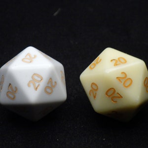 All 20s Critical Hit D20 - Custom Cheat Die for D&D and Tabletop RPGs - 16mm Joke Gag Gift for Gamers