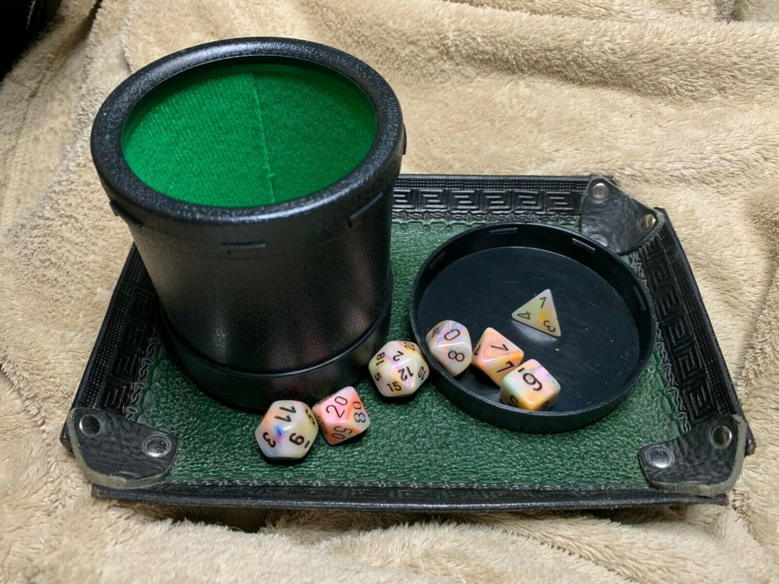 Dice Cup Plastic with Twist Off Lid 3.6 x 4 Etsy