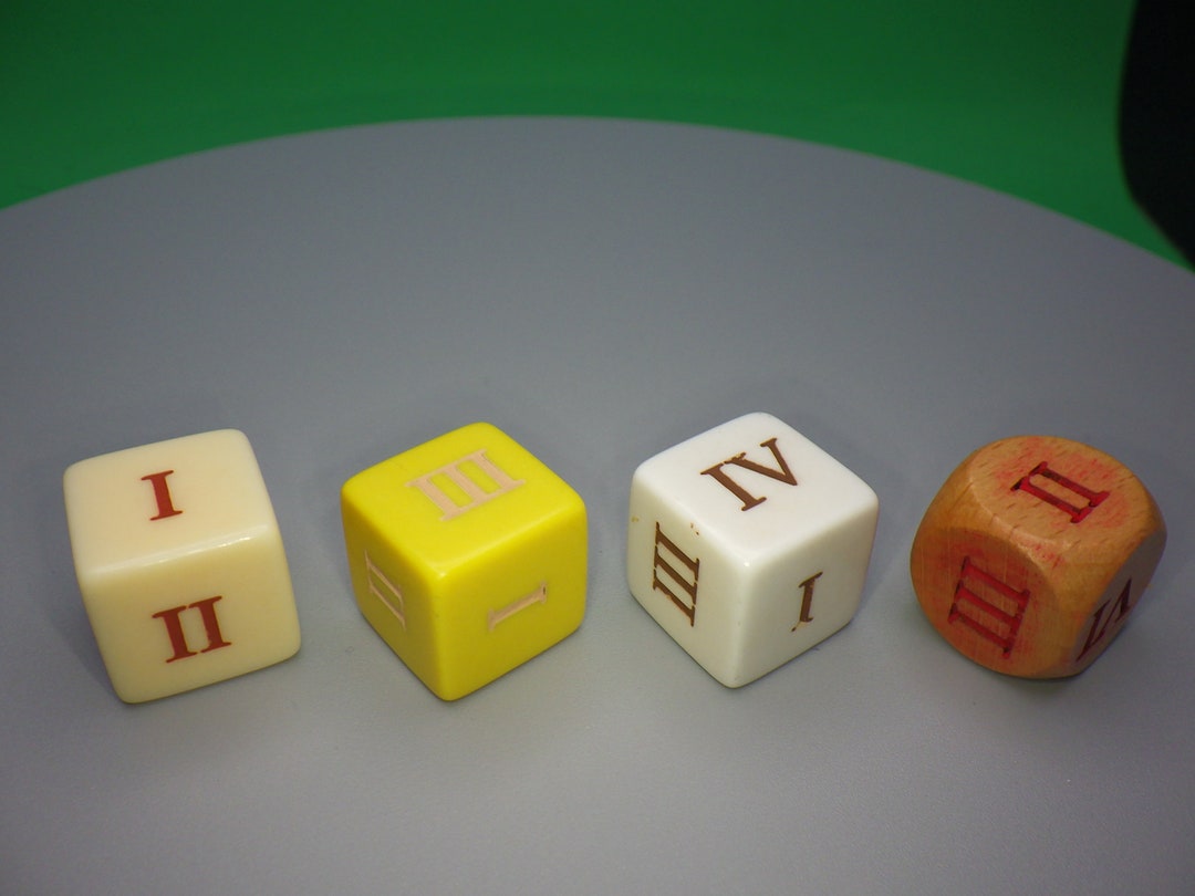 Roman Numeral Custom D6 | 16mm Gaming Die / Tabletop RPG Accessory ...