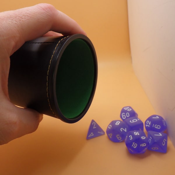 Synthetic Leather Dice Cup RPG Gaming Tabletop Cards Poker Black Jack Board RPG Tool Tabletop Roleplay Games Supply CCG Card Board Random