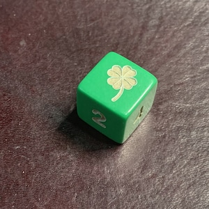 Four Leaf Clover St. Patrick&#39;s Custom D6 16MM Dice RPG Tabletop Roleplay Gaming Board Card CCG Roleplay Gaming Card Board Games Tokens