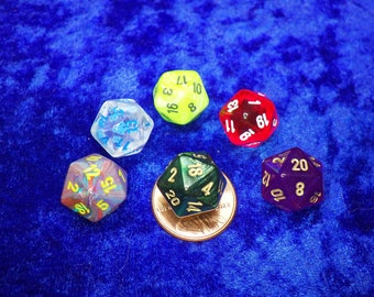 Individual Mini Polyhedral D20 Twenty-Sided Die - RPG Tool Tabletop Roleplay Games Supply Tokens Counters Markers Random Dice CCG Crafts