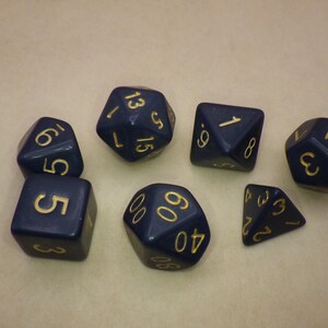 Wiz Dice 'Dreamless Night' Würfel Set - 7-teilig, Marineblau Mit Gold - In Displaybox