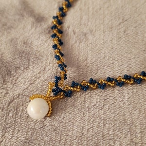 Beaded Necklace with Faux Pearl