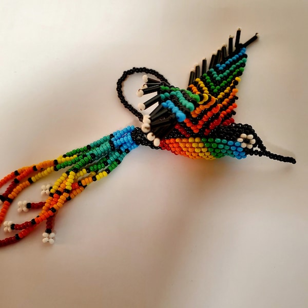 Motif colibri perlé (didacticiel uniquement) - Arc-en-ciel noir