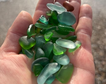 Medium Mixed Jewelry Real Sea Glass set of 40/80/120/200 pieces - size 3/8 inch - Beach Sea Glass  - Natural sea Glass for DIY
