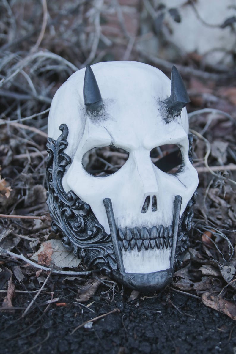 Resin Skull Full-Face Mask Limited Edition Mask- LUCIFER