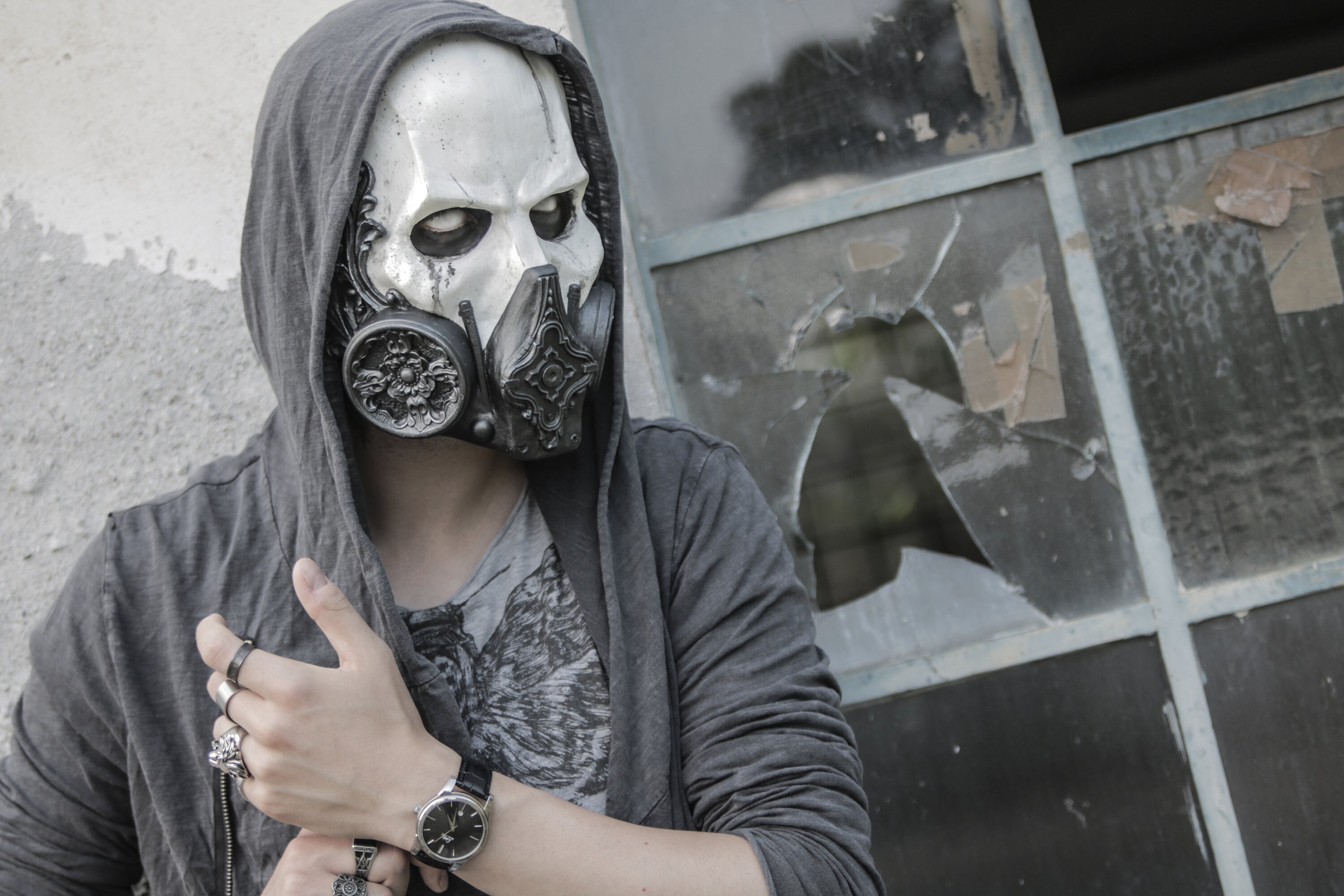 THE DOCTOR (Resin Full-Face Skull Gas Mask) - Etsy 日本