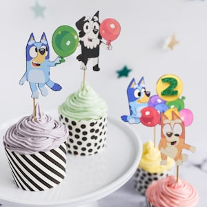 Handgemaakte aanpasbare Bluey and Friends verjaardagscupcake- en caketoppers – dubbelzijdig, matte afwerking, 12 ontwerpen