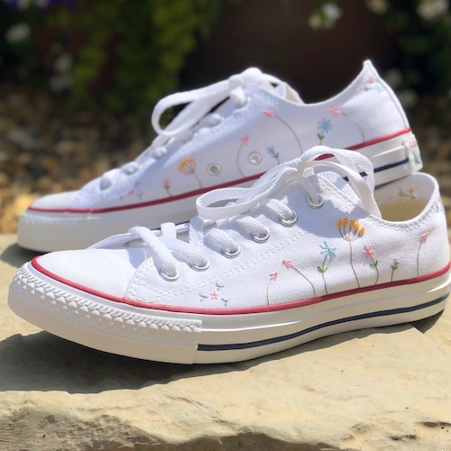 converse embroidered roses