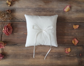 Off white ring pillow, Velvet ring pillow, ring pillow, wedding ring pillow, simple ring pillow, light ivory ring pillow