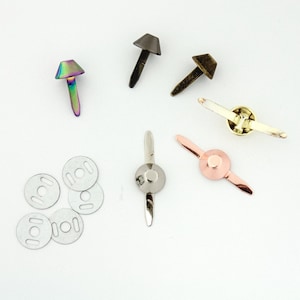 1/2″ Bucket Shaped Purse Feet (6 Sets)
