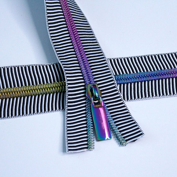 Donut Pull Zipper Pack - Black Zipper Tape with Violet Teeth Donut Pull Zipper Pack - Black Zipper Tape with Violet Teeth