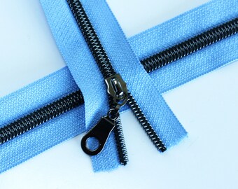 Size #5 Periwinkle Zipper with Gunmetal coil - 5 yards & 15 Regular (Donut) Zipper Pulls