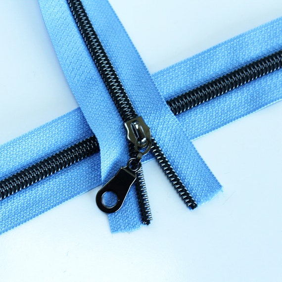 Size #5 Periwinkle Zipper With Gunmetal Coil - 5 Yards & 15