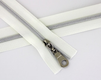 Size # 3 Off White Zipper with Silver Coil - 5 yards & 15 Regular (Donut) Zipper Pulls