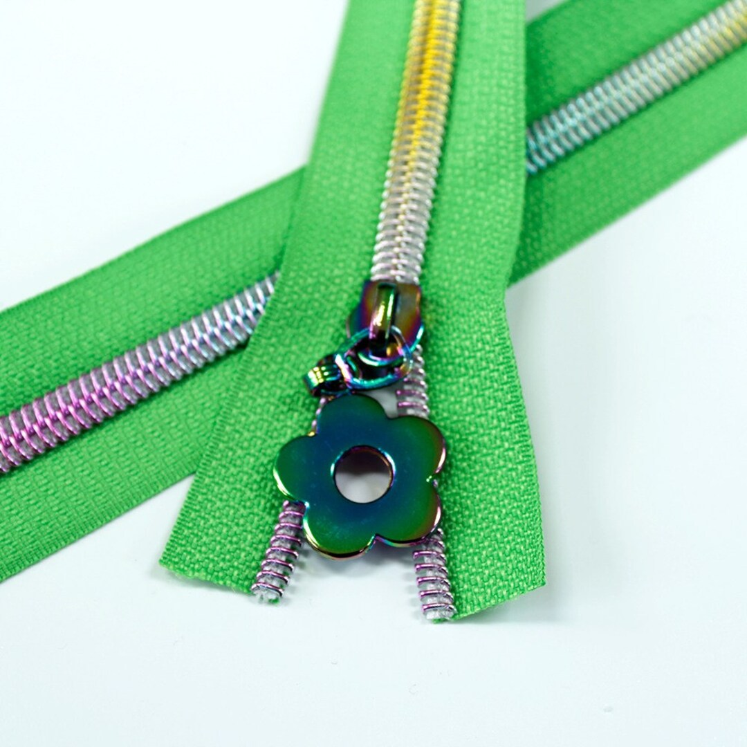 Spring Zipper Size #5 Spring Green Zipper With Rainbow Coil - 5 Yards & 15 Regular ...