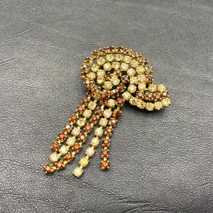 Broche vintage de strass autrichien, couleur caramel turban broche, avec fermeture à l&#39;ancienne trombone 1940