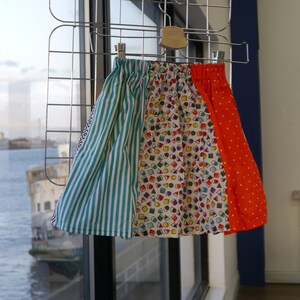Children&#39;s Skirt, 3-5, always with pockets, orange graphic