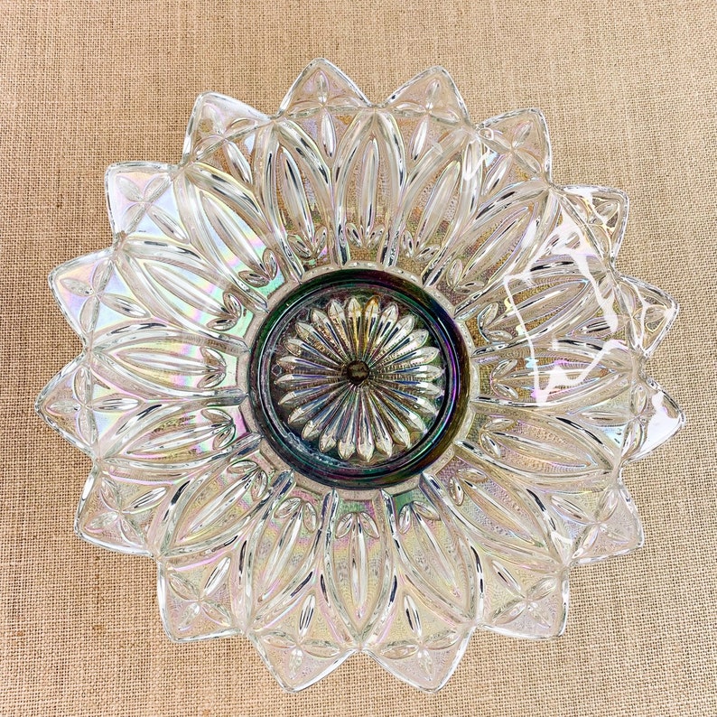 Vintage Iridescent Carnival Glass Bowl Petal Pattern w Metal Base