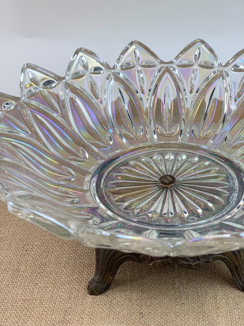 Vintage Iridescent Carnival Glass Bowl Petal Pattern w Metal Base