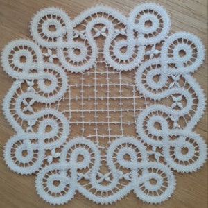 QUADRICYCLE bobbinlace pattern