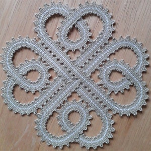 GOOD LUCK bobbinlace pattern