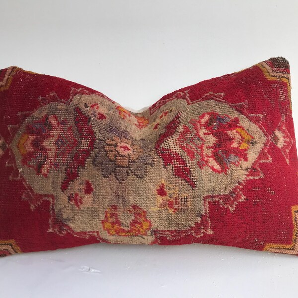 kilim pillow,vintage,turkish kilim pillow,cushion,handwoven pillow,throw pillow,accent pillow,12x20,home living,home decor,decorative pillow