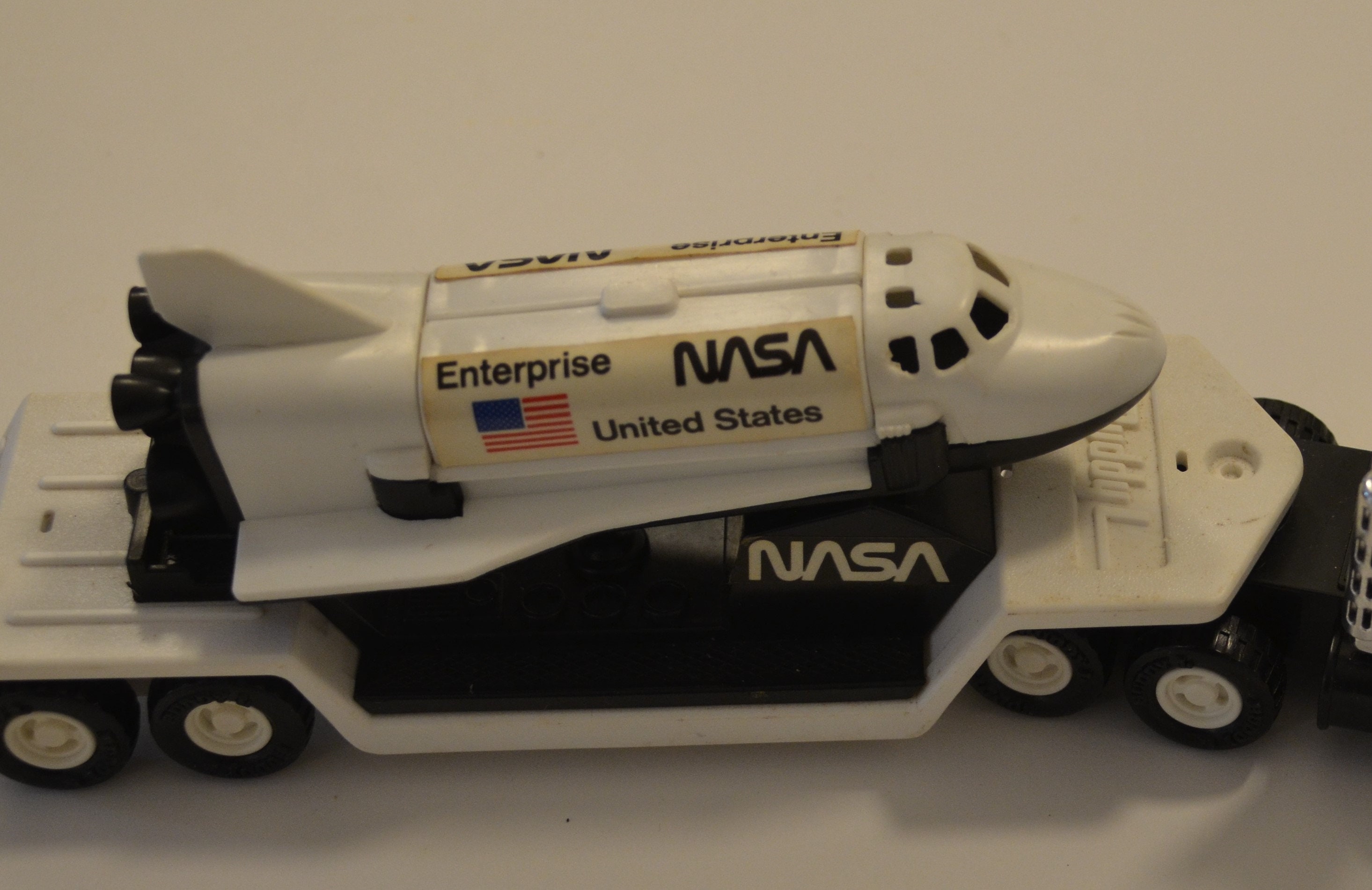 space shuttle toy space shuttle toy