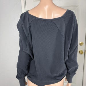 Vintage Y2K Free people Women Shirt Thermal Waffle Knit Cotton off shoulder II11 Bild 4