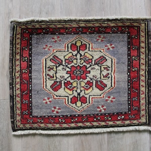 Around 40 year old Small Carpet / Ethnic, Authentic, Handwoven Carpet Rug / 67 cm x 50 cm / 2.19 ft x 1.64 ft