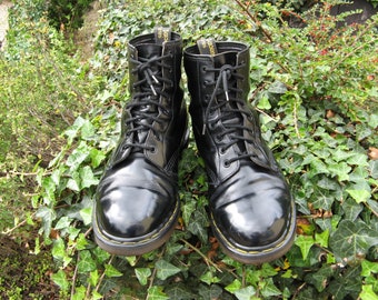 doc martens size 10