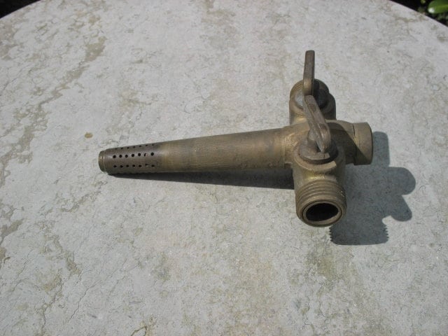 A Nice Old Large Vintage Brass Double Head Beer Barrel/Keg Wine Tap Water Stamped Beermasta