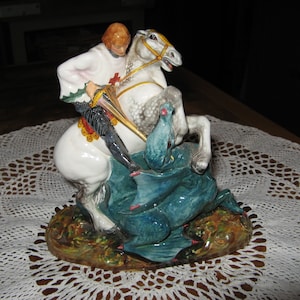 Retired Royal Doulton &quot; St George&quot; HN2051 Figurine ~ Designer Peggy (Margaret) Davies ~ 1949 - 1985