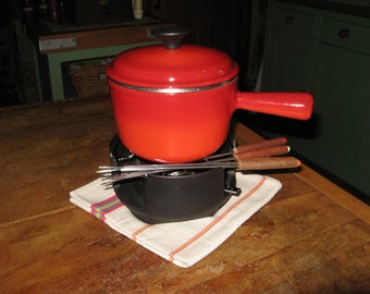 French Vintage Nomar staub Red Enamel Cast Iron Dutch Oven. Casserole. Fait  Tout. French Country Kitchen 