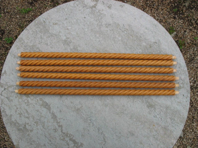 Six Fuseaux de Torsion Français Sucre d'orge Bois Couleur Claire